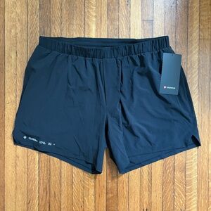 lululemon x John Summit Mile Maker Run Crew Ripstop Lined Short 6"